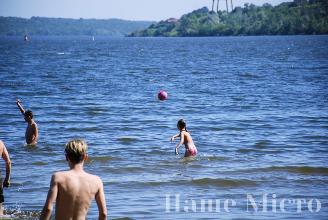 Пляжный сезон в Днепре 2020: как отдыхают горожане на Приднепровском пляже
