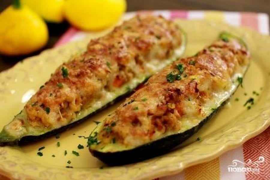 Рецепт фаршированных цуккини: сытный ужин для всей семьи