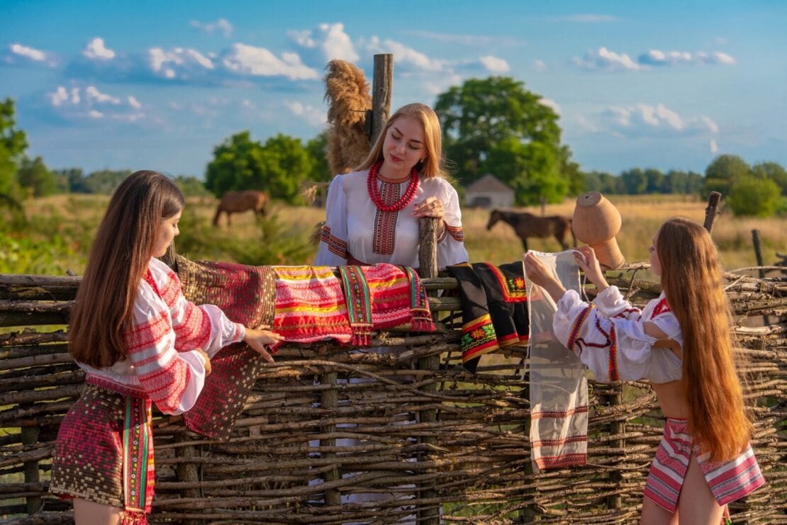 Как днепряне отметили праздник Ивана Купала (Фото)