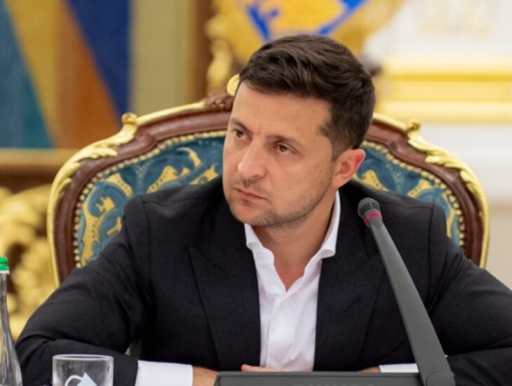 МВФ запретил Зеленскому безконтрольно печатать гривну