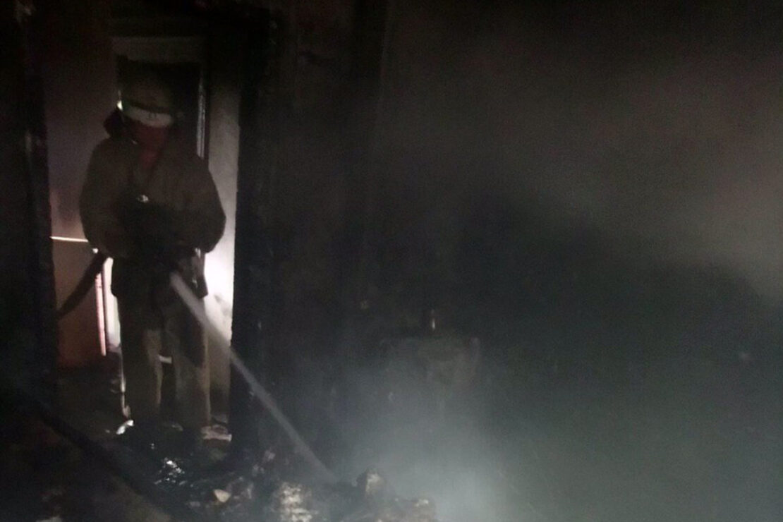 Трагедия под Днепром: пенсионерка заживо сгорела в собственном доме