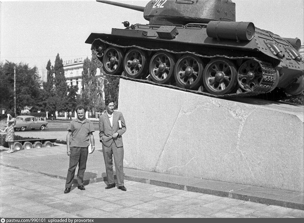 Фотопрогулка в прошлое: как выглядел центр Днепра 50 лет назад