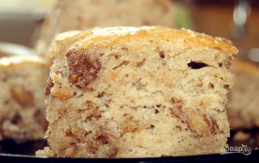 Нежный пирог с грецкими орехами: рецепт ароматного десерта (Фото)