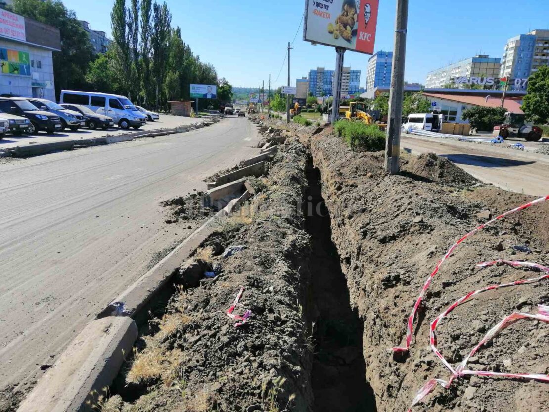 В Днепре идет капитальный ремонт улицы Юрия Кондратюка