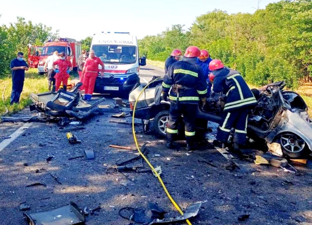 В ДТП погибло 6 человек, среди пострадавших 2-летний ребенок