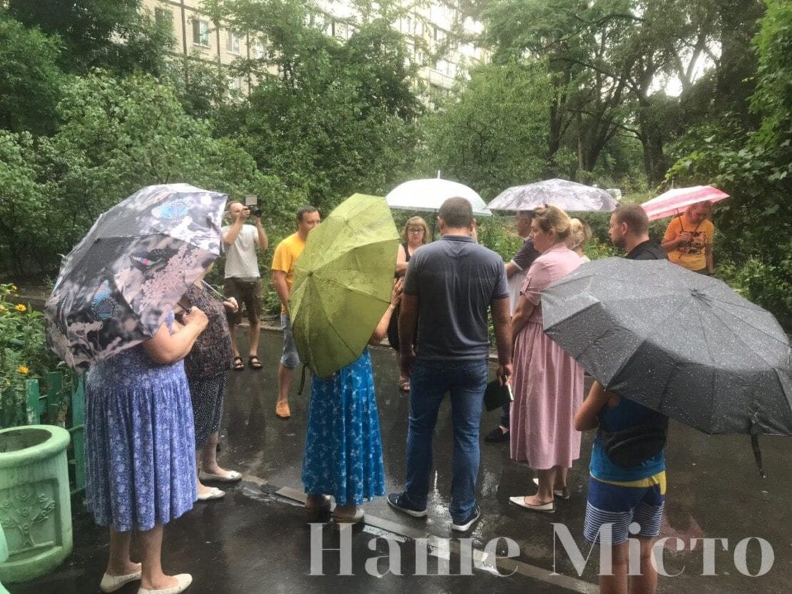 Жильцы не перестают восхищаться: в Днепре полностью отремонтировали многоэтажный дом