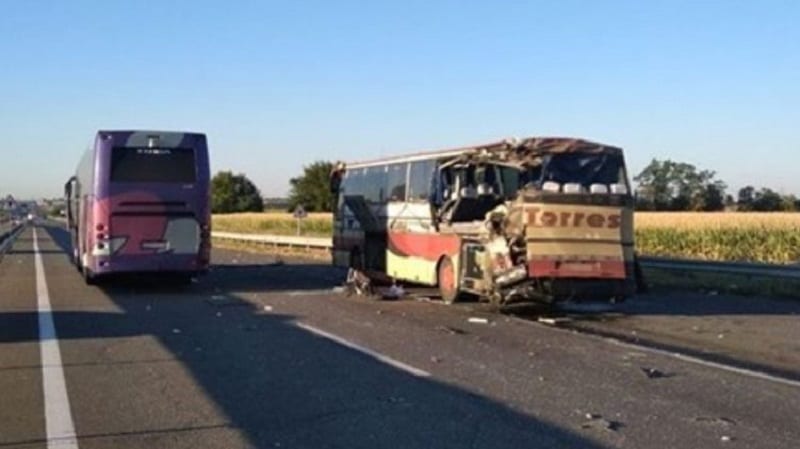 ДТП на трассе Одесса-Киев: столкнулись 2 автобуса, есть погибшие 