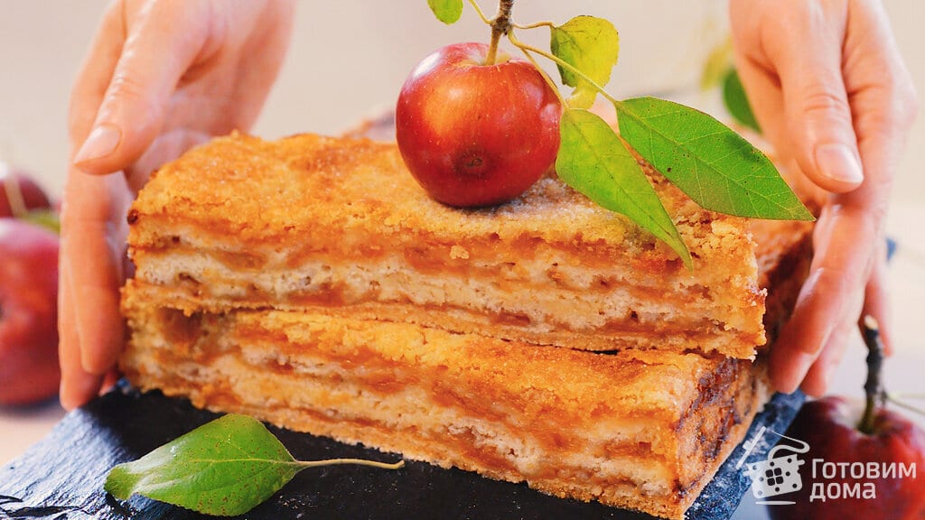 Насыпной пирог с яблоками: десерт с незабываемым вкусом (Фото)