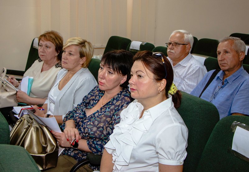 Як зміни до законодавства вплинуть на проведення в Дніпрі позашкільних занять та навчально-тренувального процесу для дітей і молоді