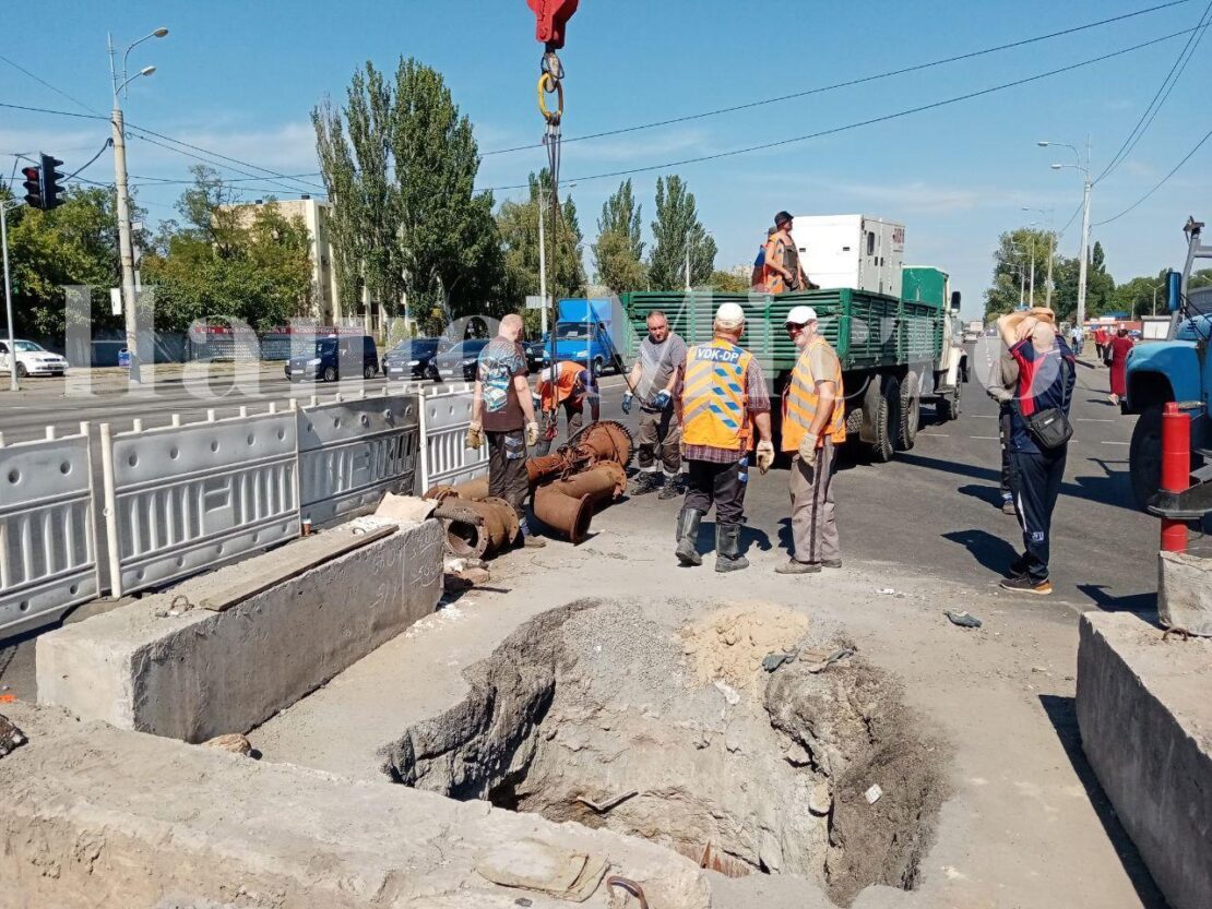 В Днепре на выезде из города ограничили движение транспорта