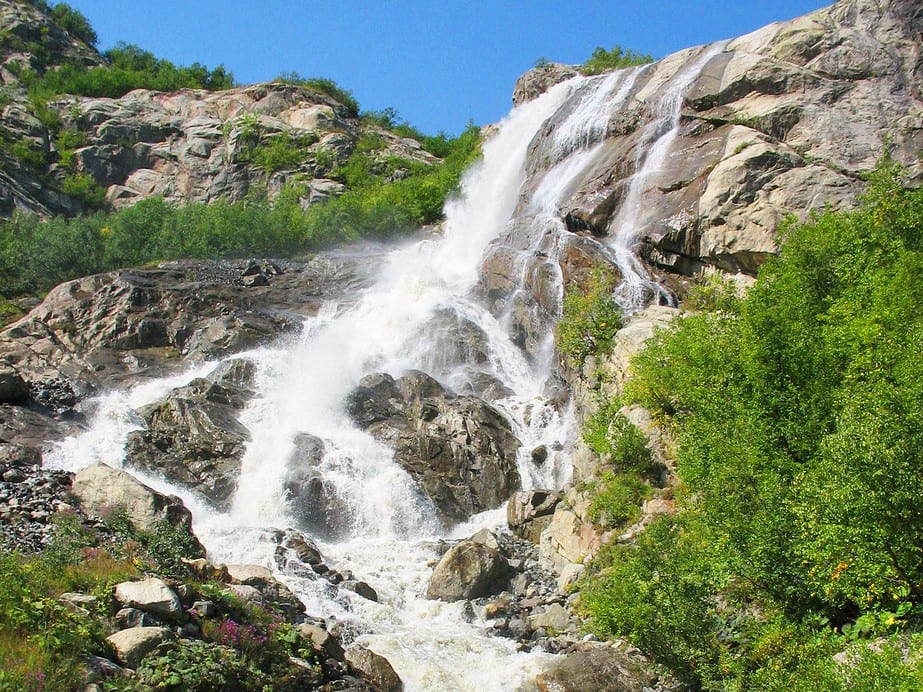 Водопад Белые камни: невероятно красивое зрелище (Фото)