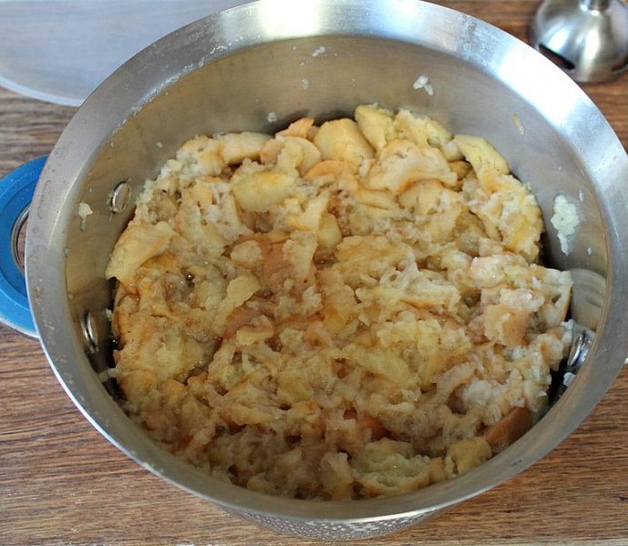 Яблочная пастила с орехами: рецепт полезных домашних сладостей (Фото)