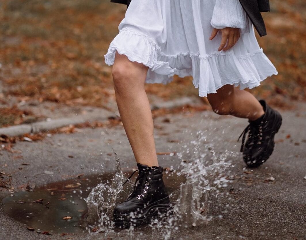 Как защитить осеннюю обувь от дождя: сушка и уход