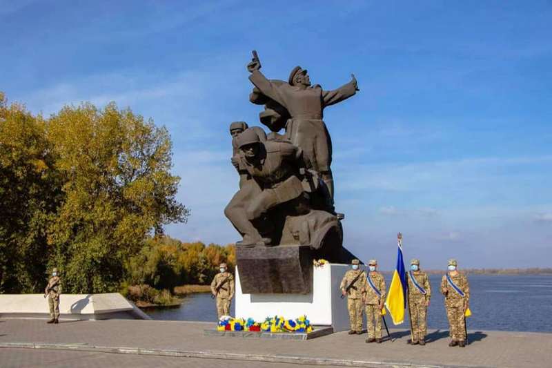 Днепр отмечает 77-ю годовщину освобождения. Новости Днепра