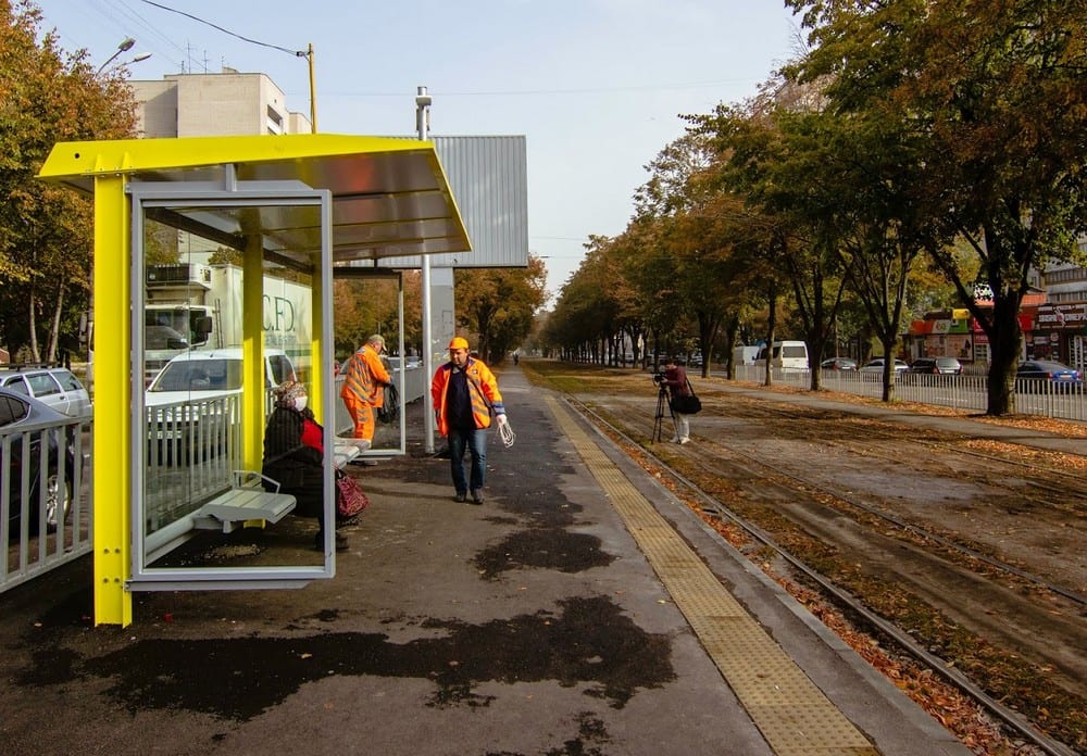 В Днепре презентовали девять трамвайных платформ с остановками по ул. Рабочей