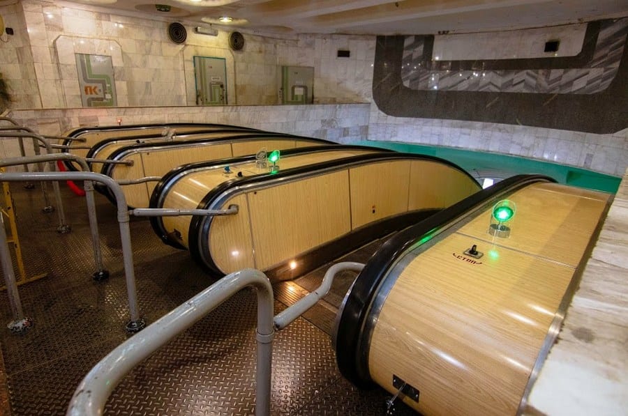 В Днепре модернизируют эскалаторы в метро (Фото)