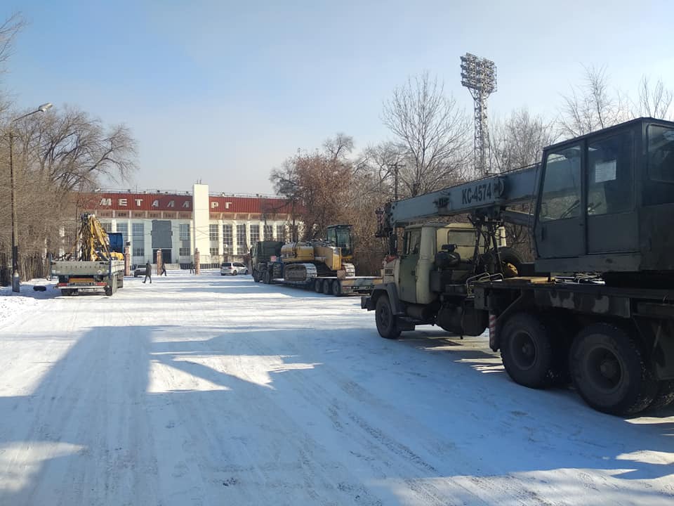 Разбирают легендарный стадион - новости Днепра