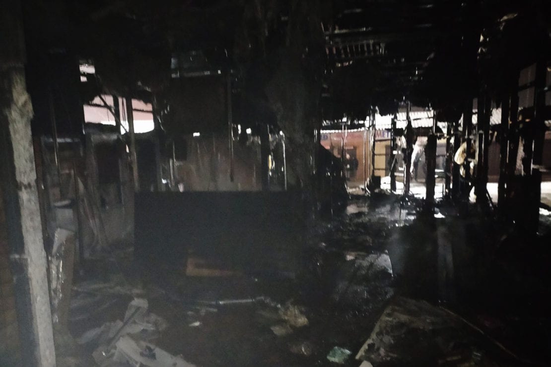 Вспыхнул пожар на центральном рынке (Фото) – новости Днепра