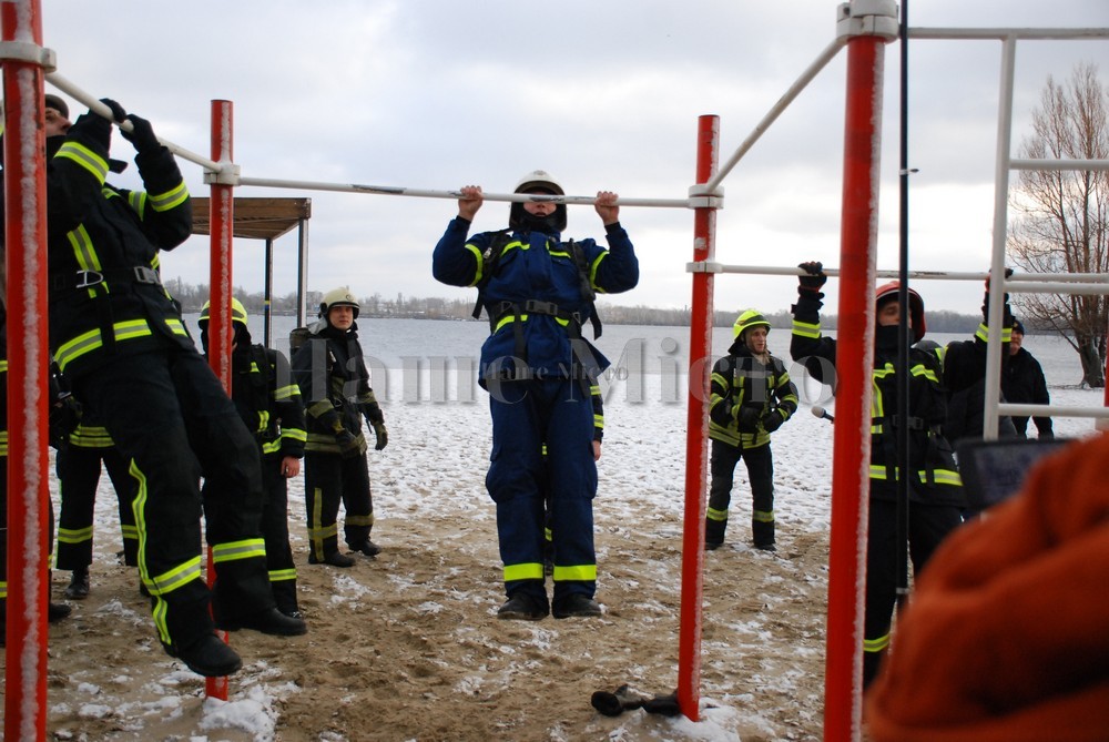 Спасатели приняли участие в челлендже Мерфи - новости Днепра