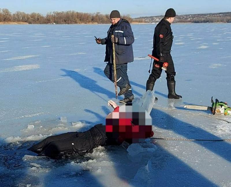 В озере нашли мужчину, который вмерз в лед – новости Днепра