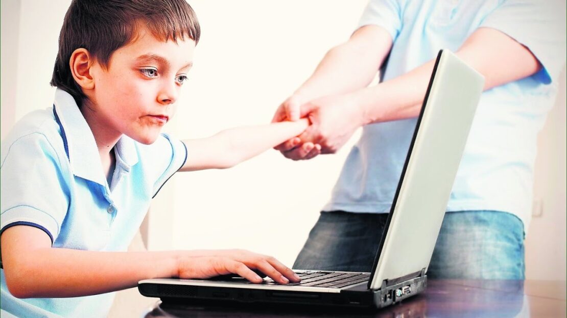 Что нужно знать родителям подростков об опасных играх в интернете