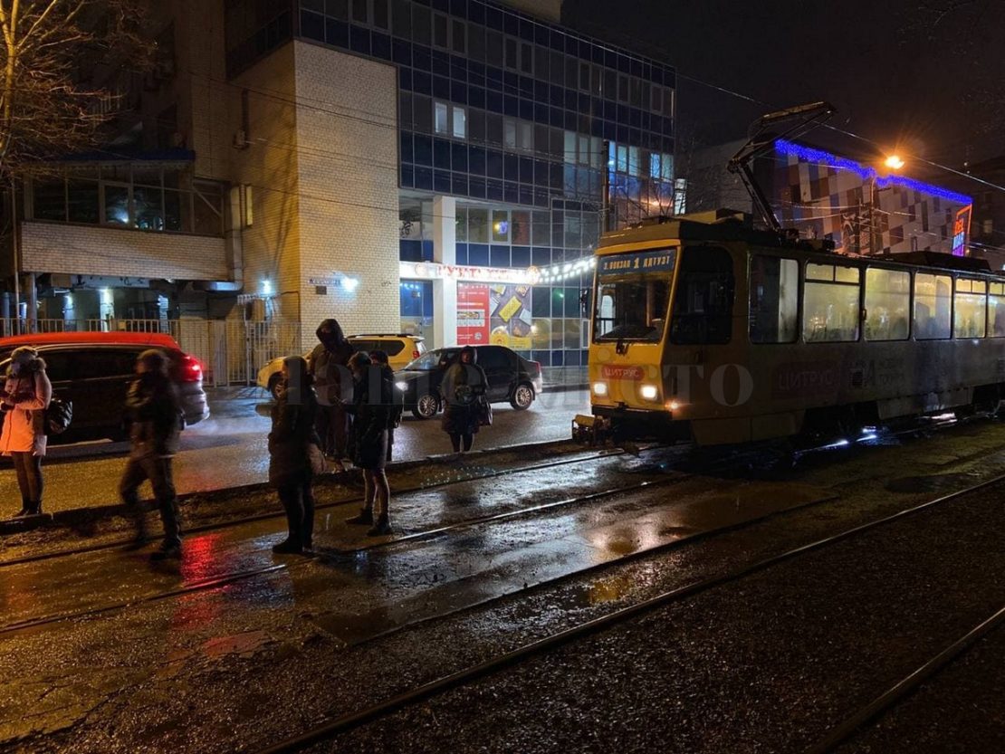 Трамваи маршрута №1 не доедут в центр (Фото) – новости Днепра