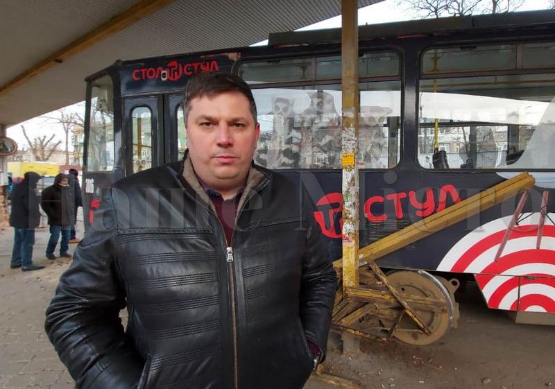 Трамвай сошел с рельсов и зацепил пешехода – новости Днепра