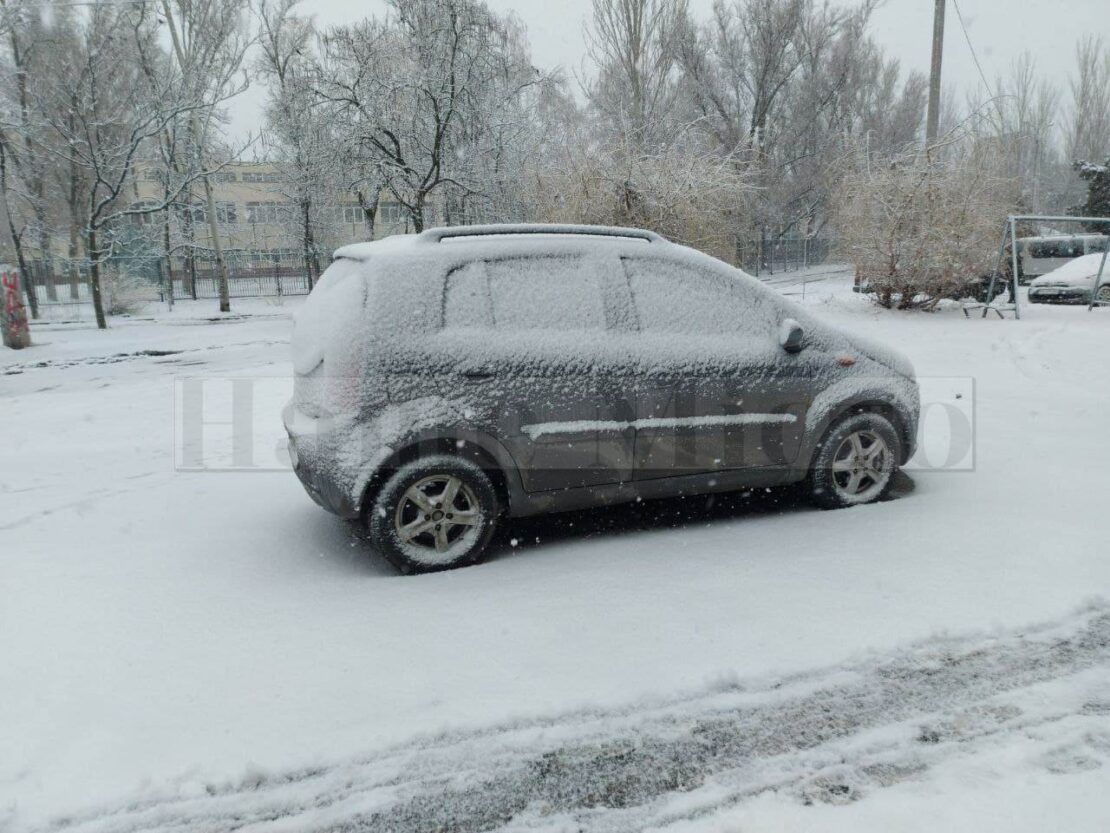 Зимняя сказка в начале марта: в Днепре прошел снегопад (Фото)