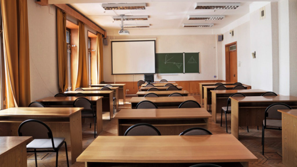 Какие школы не будут набирать 1 и 10 классы – новости Днепра