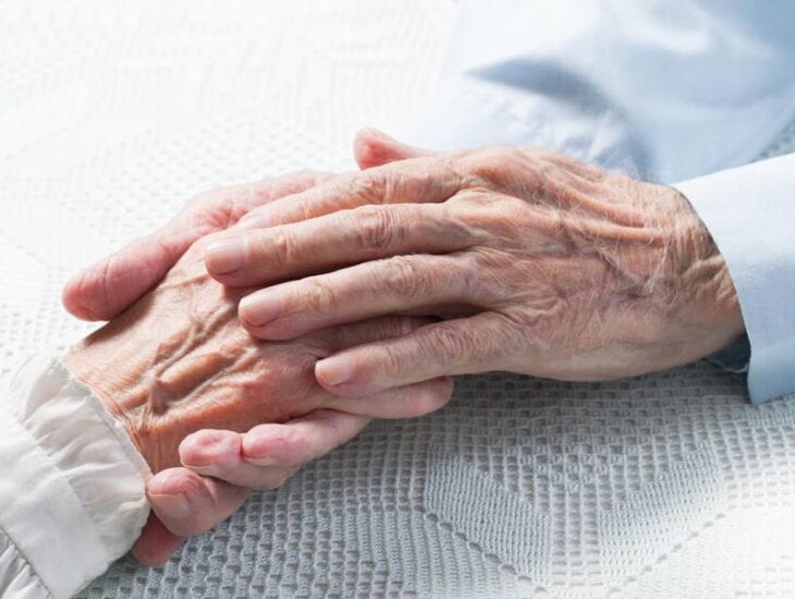 С коронавирусом в больнице пожилые супруги – новости Днепра