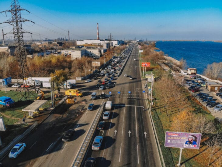 В Днепре увеличили скорость на 5 городских магистралях (список)