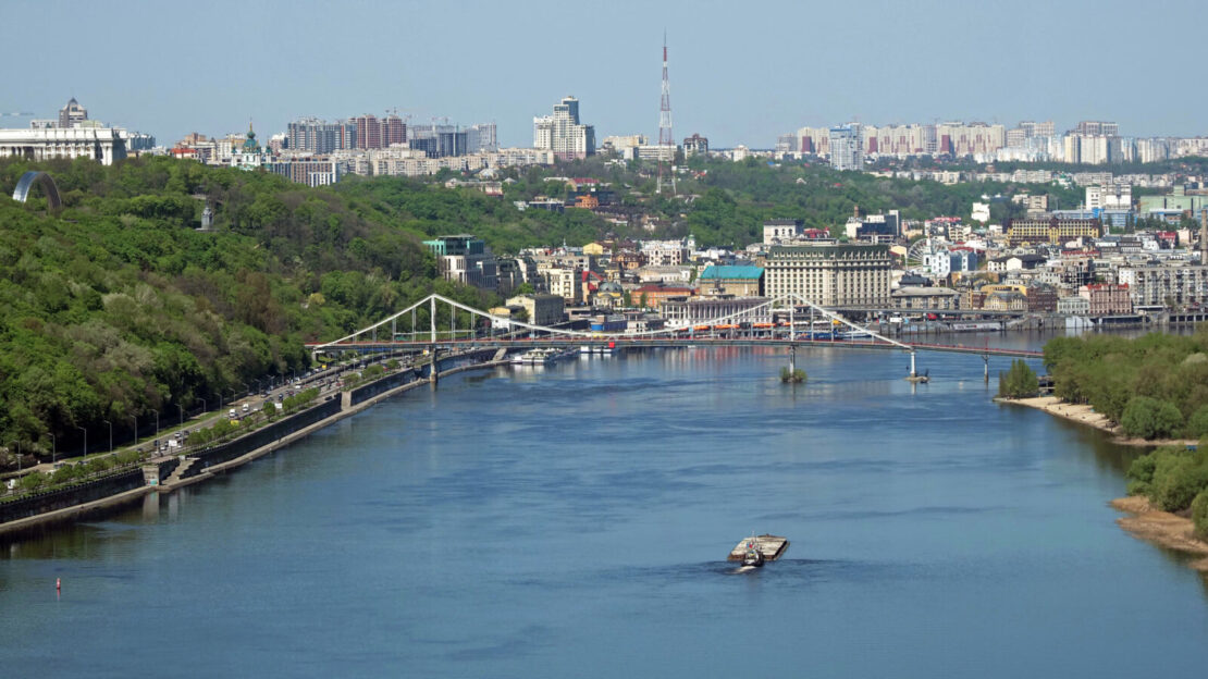 Киев с высоты птичьего полета: днепрянин показал впечатляющие фото (Фото) 
