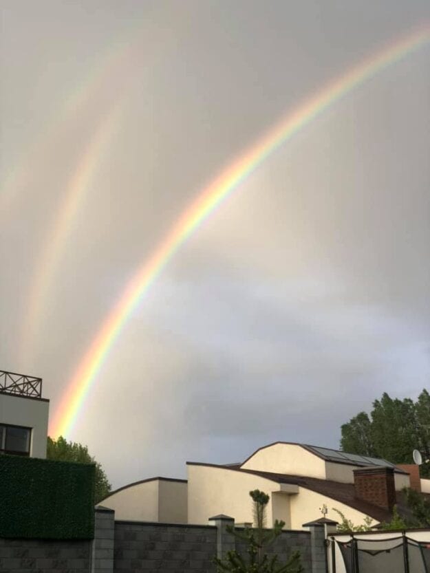 На небе увидели тройную радугу (Фото) – новости Днепра