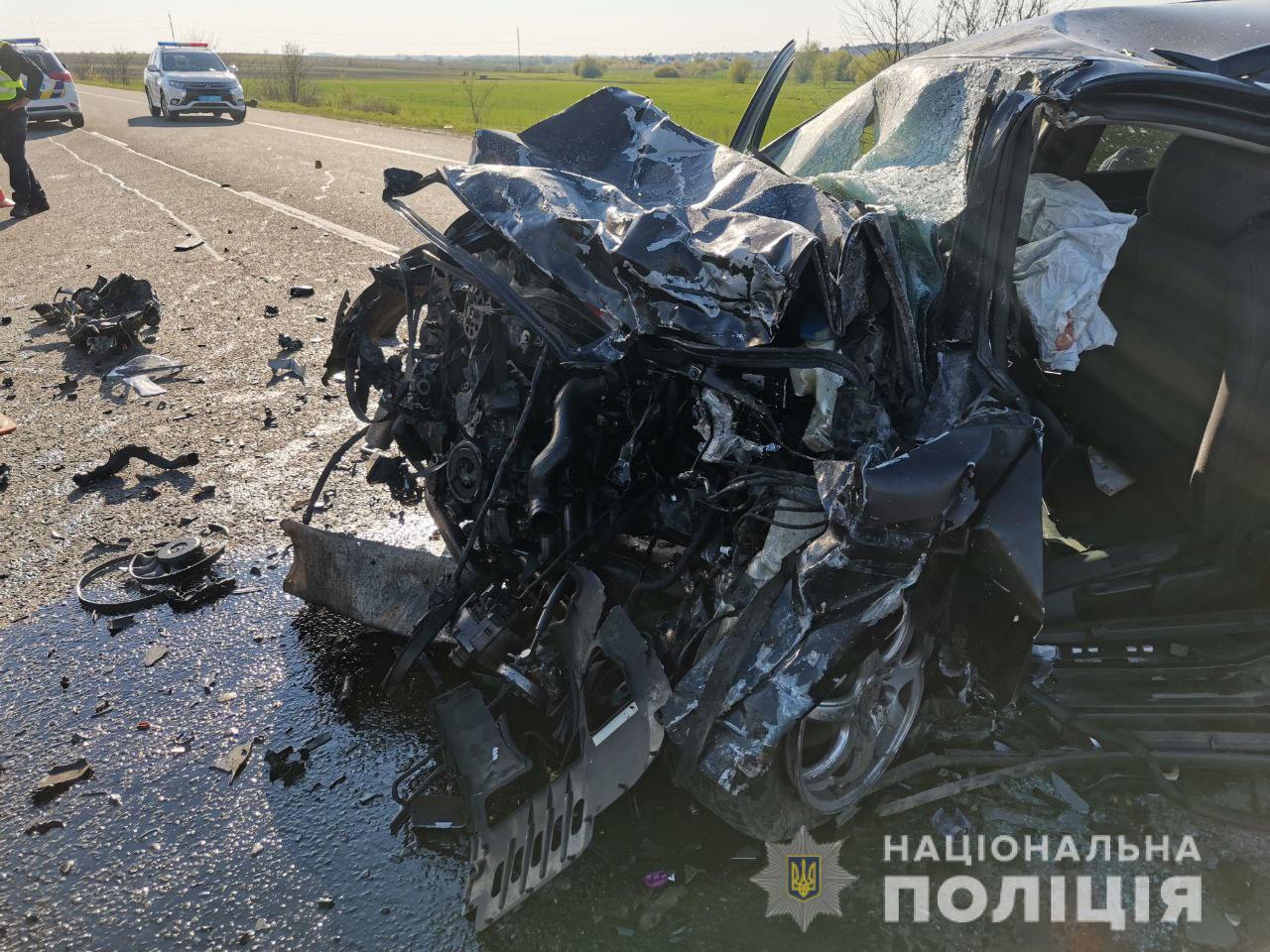 В Ровенской области в ДТП погибла семья с младенцем