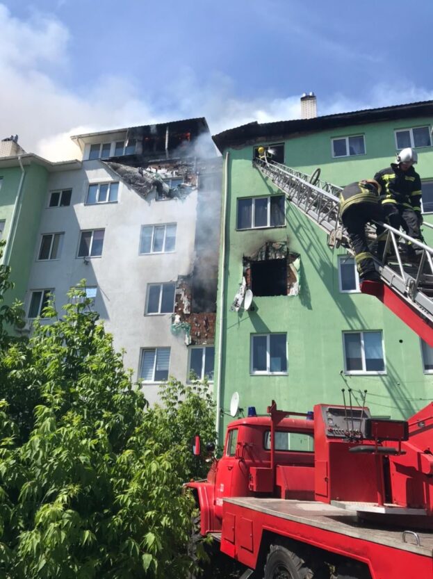 В Киевской области произошел взрыв в многоквартирном доме