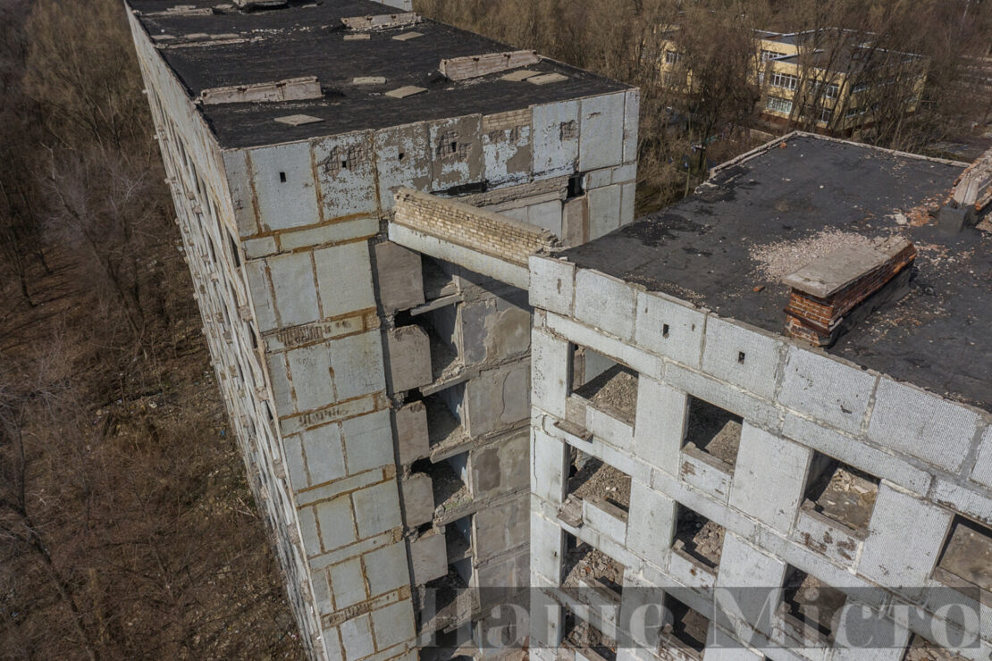 Это невозможно забыть: годовщина катастрофы на ж/м Тополь в Днепре (фото, видео)