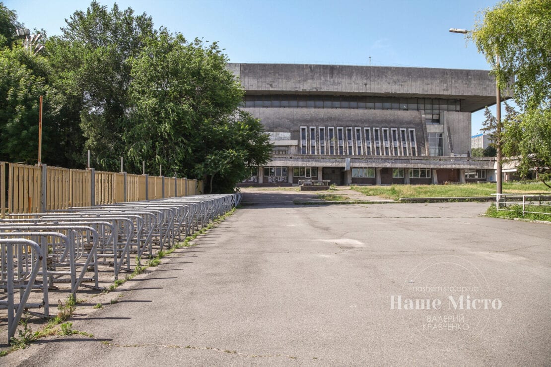 Как выглядит Ледовый дворец - новости Днепра