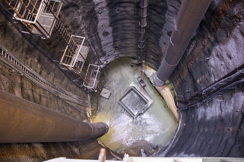 В Днепре показали, как выглядит стройка метро под землей: уникальные фото