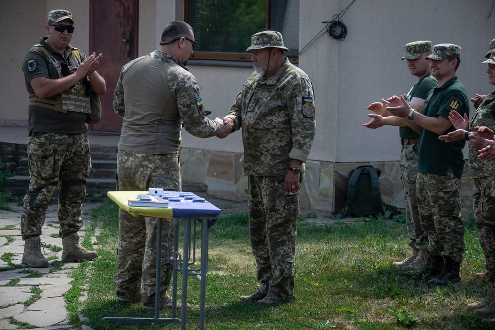 На Донбассе погиб военный медик "Феофан" - новости Днепра