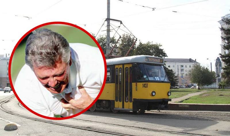 Пожилой мужчина упал в обморок в трамвае - новости Днепра