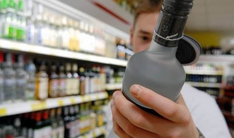 В Украине хотят запретить продавать алкоголь в супермаркетах