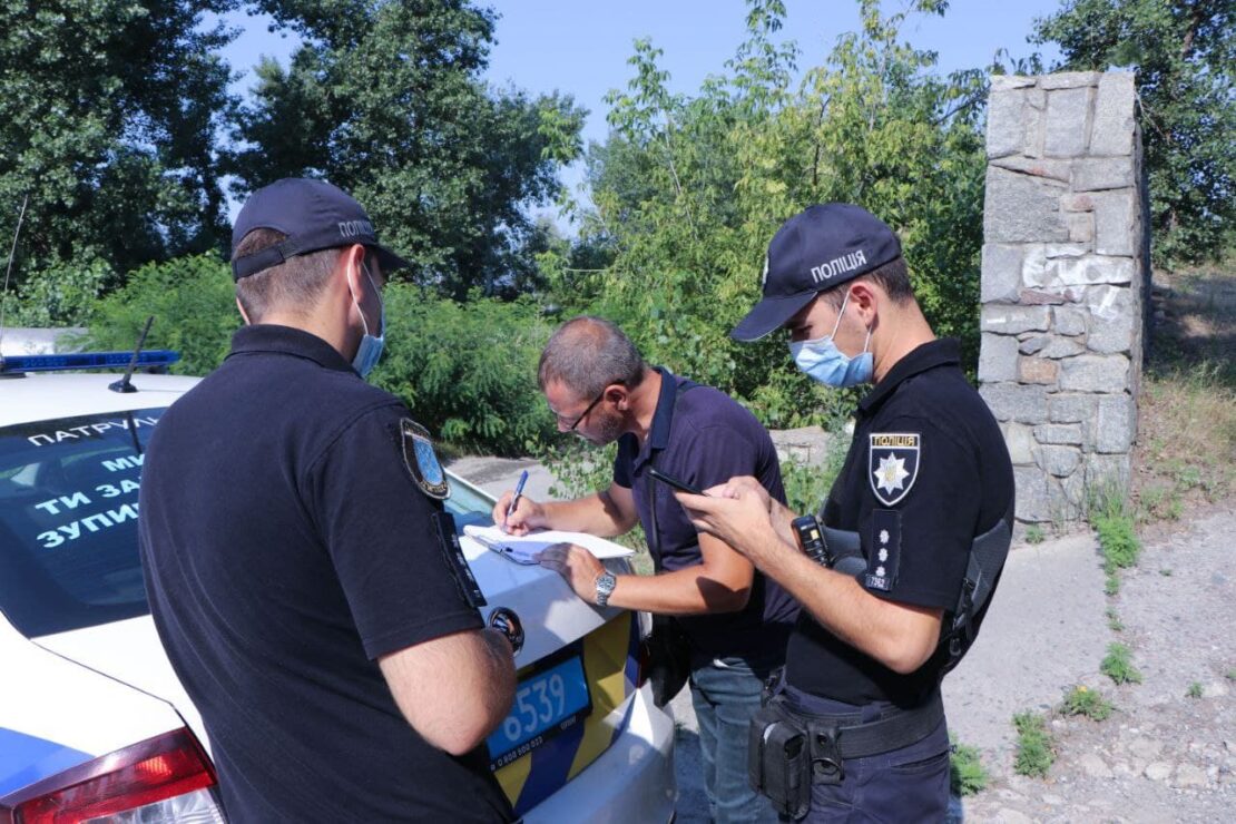 Свободный доступ к воде: в Днепре продолжаются проверки лодочных станций