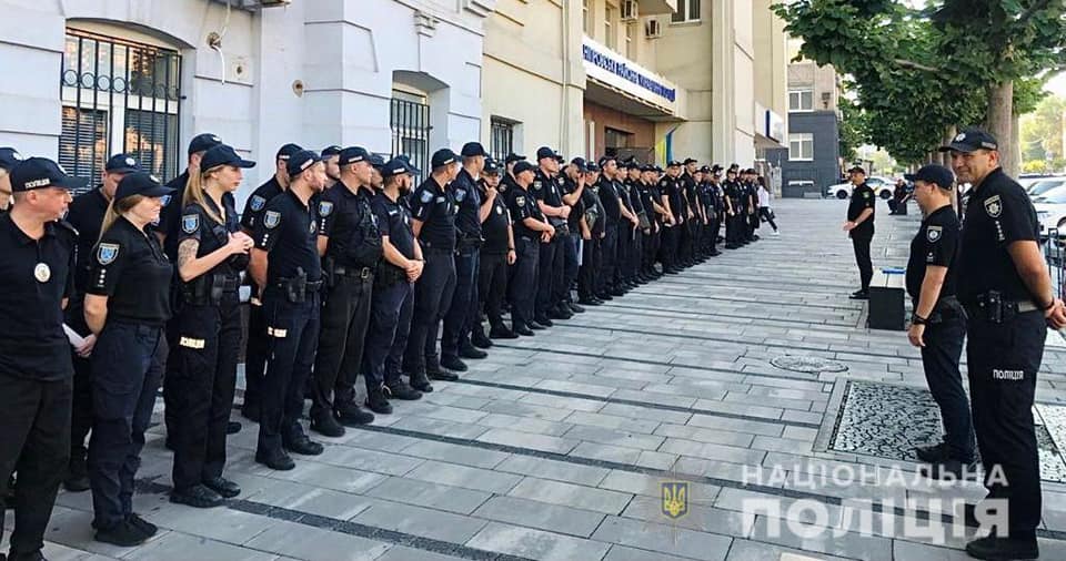 Двое суток на улицах будет много полиции - новости Днепра