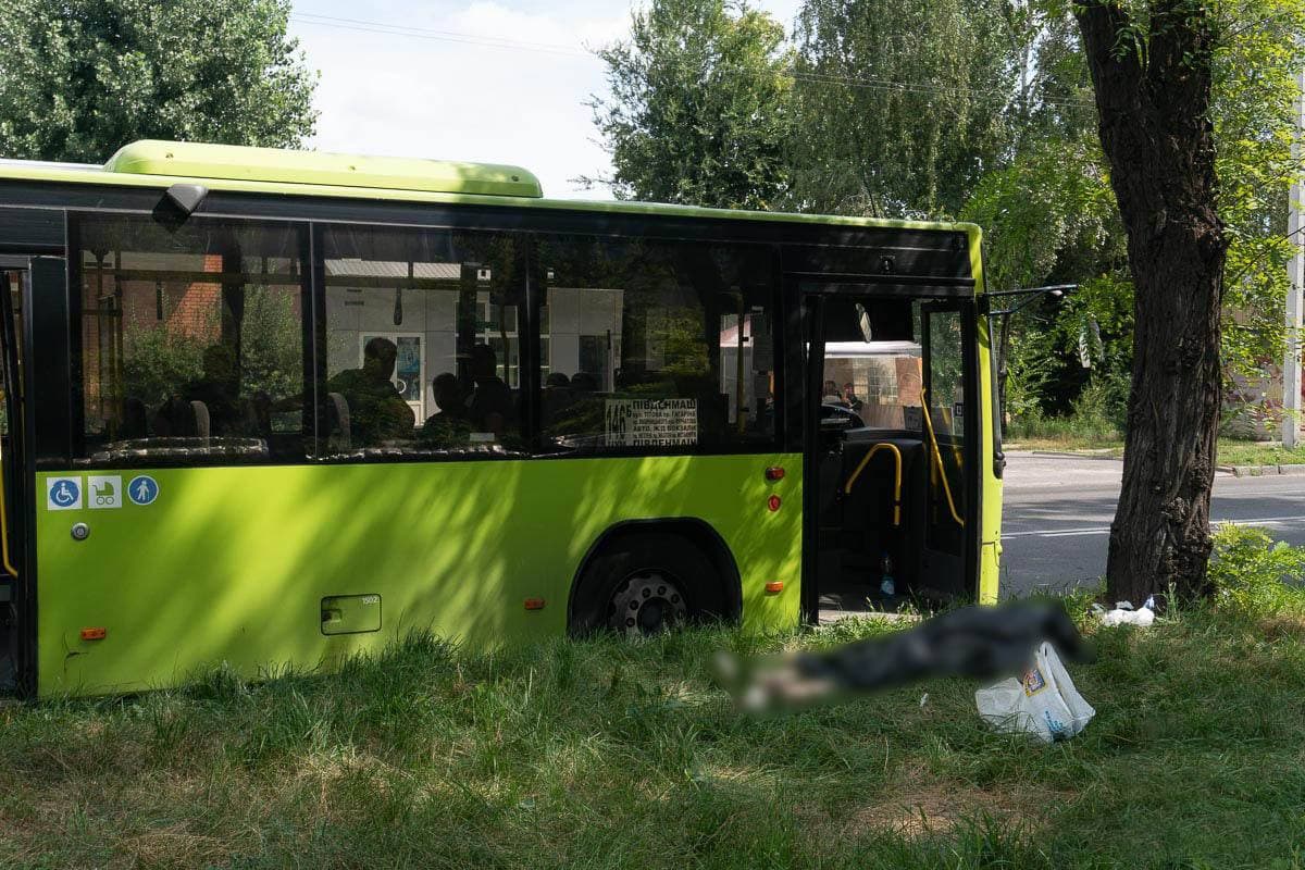 В маршрутке №146 умерла бабушка - новости Днепра