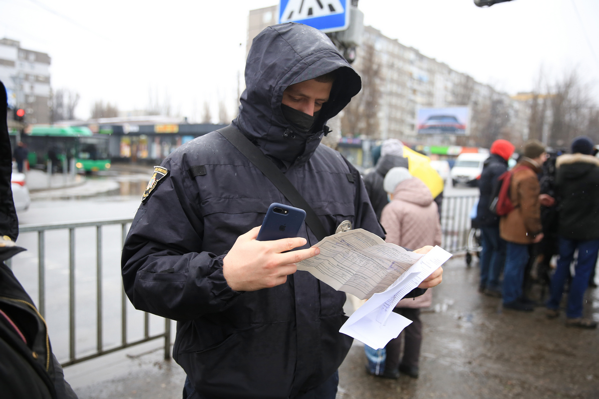 Начали массово проверять елочные базары - новости Днепра