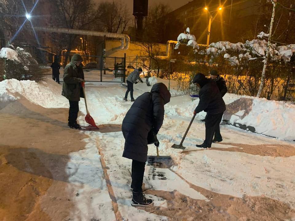 Призывают помогать коммунальщикам - новости Днепра