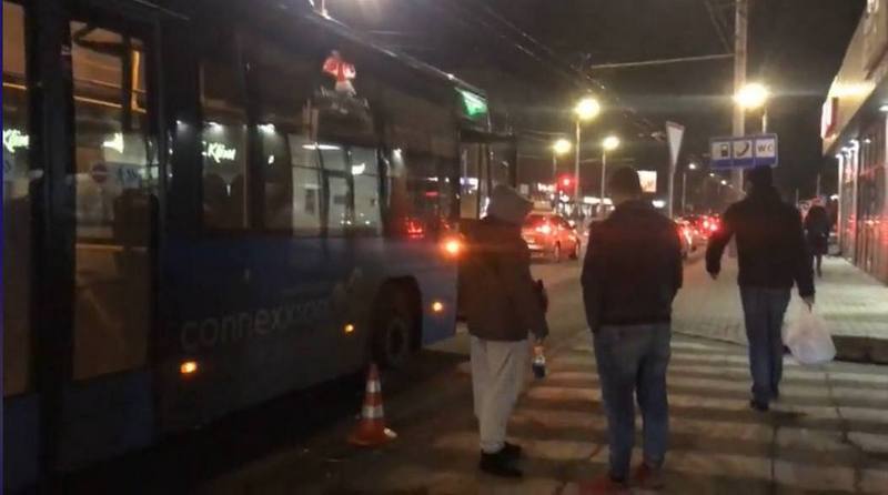 На Калиновой 107-я маршрутка сбила пешехода - новости Днепра