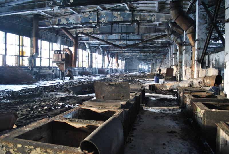 Как выглядит внутри заброшенный шинный завод - новости Днепра