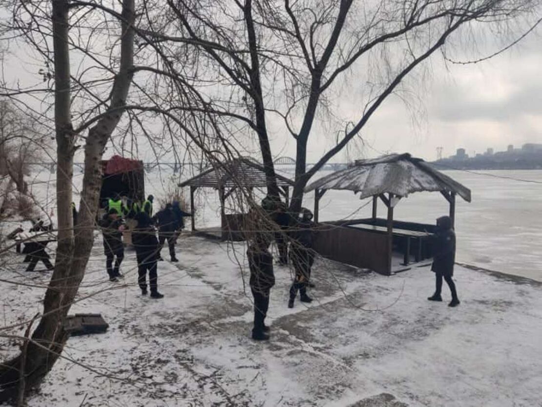 Солнечный день на ж/м Солнечный снесли - новости Днепра