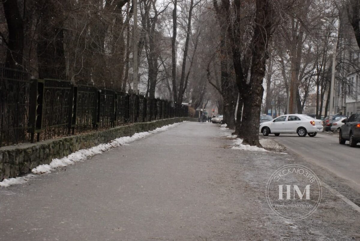 В Днепре отремонтировали пешеходные дорожки - новости Днепра